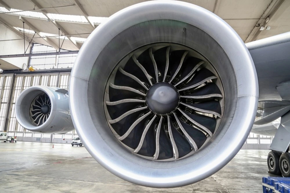 Aero-engine turbine blades Aero-engine turbine blades